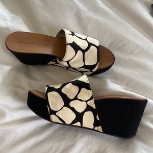 Diane von Furstenberg DVF Wedge Black White Shoes cow print canvas clog platform